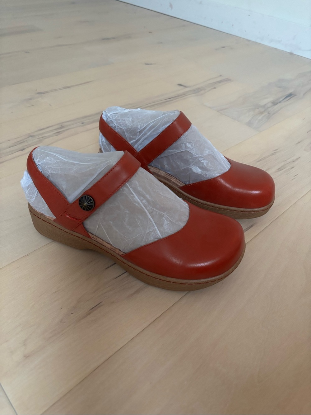 Alegria Red Leather Adjustable Comfort Opal Clog Slingback Wedge Sandals - Picture 16 of 16